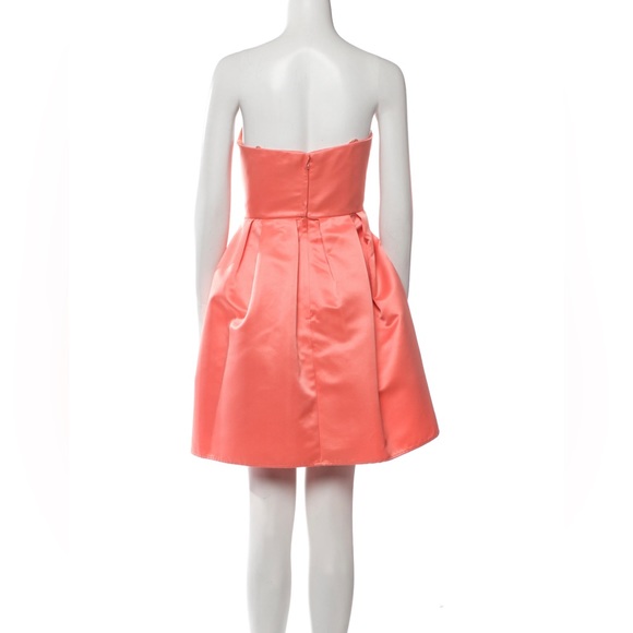 ABS BY ALLEN SCHWARTZ 🆕 Strapless Mini Dress ‘the color’ for 2024. Size: M 😍 - Picture 3 of 3